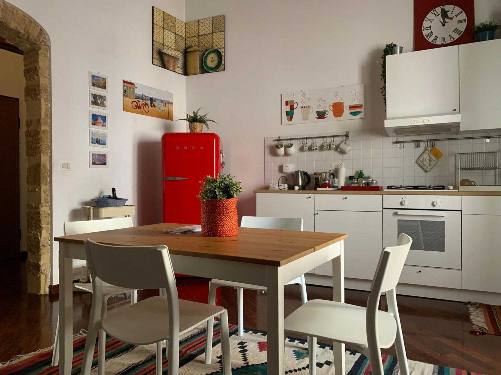 Casa Tea: Nel Cuore Del Centro Storico 巴勒莫 外观 照片